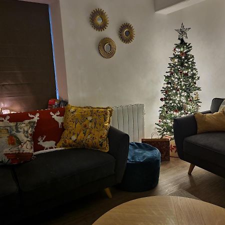 Eldon Row - Stylish Character Apartments - Central Location 1 & 2 Bed Available Долгеллау Экстерьер фото