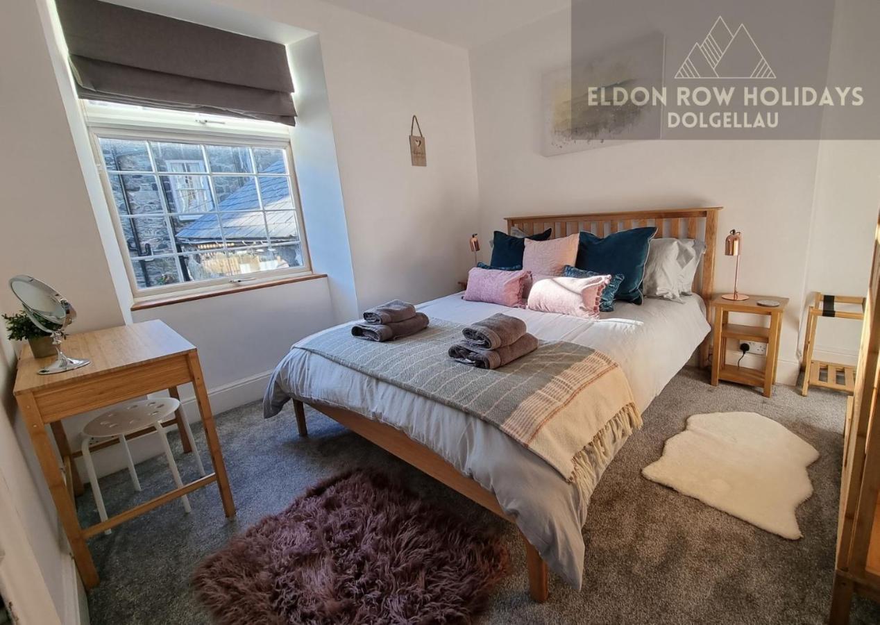 Eldon Row - Stylish Character Apartments - Central Location 1 & 2 Bed Available Долгеллау Экстерьер фото