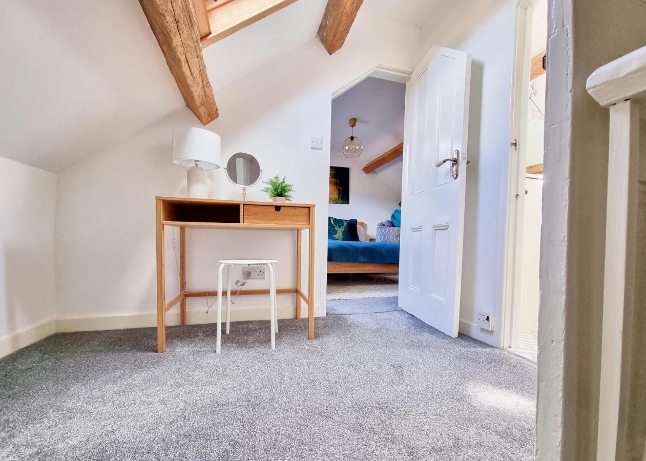 Eldon Row - Stylish Character Apartments - Central Location 1 & 2 Bed Available Долгеллау Экстерьер фото